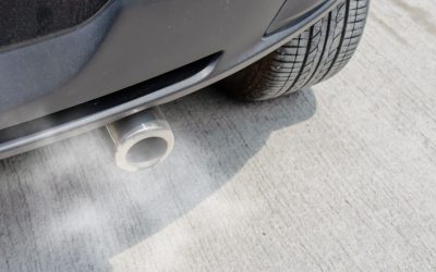 MI COCHE ECHA HUMO. ¿QUÉ PUEDE SER? por Automocion Alberdi