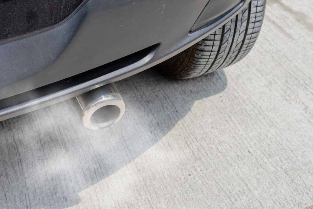 coche echa humo qué puede ser automocion alberdi pamplona